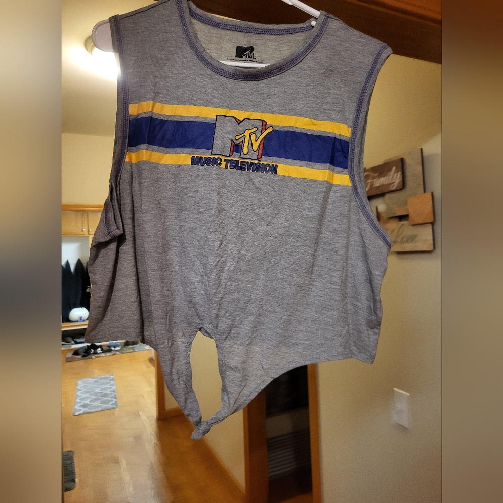 Womens Mtv Crop Tank Top Size large